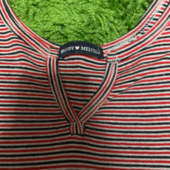 Brandy Melville striped notch tank - Picture 3 of 3